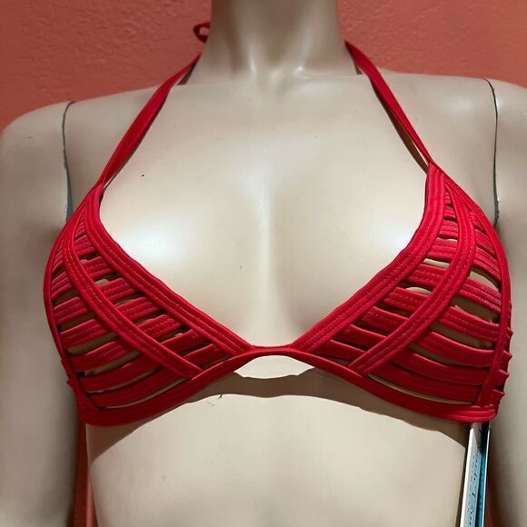 Beach bunny bikini top!!  - Picture 1 of 6